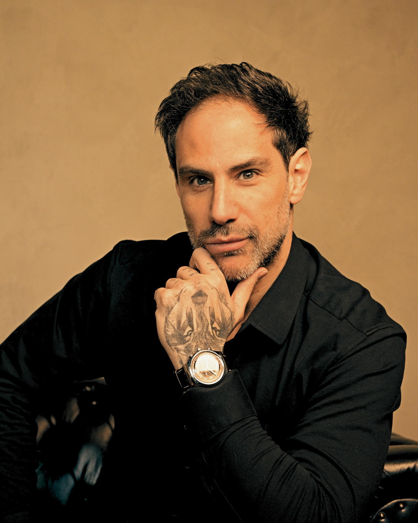 Retrato editorial de Max Daguano
